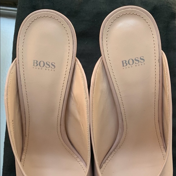 ❌SOLD❌🚫NOT FOR SALE ANYMORE🚫🤎Hugo Boss Mules🤎 - Picture 4 of 13